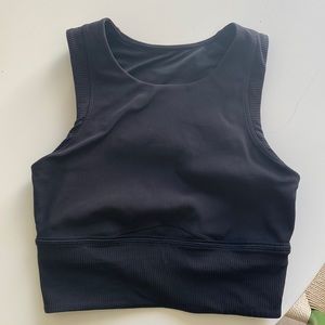 Lululemon crop top